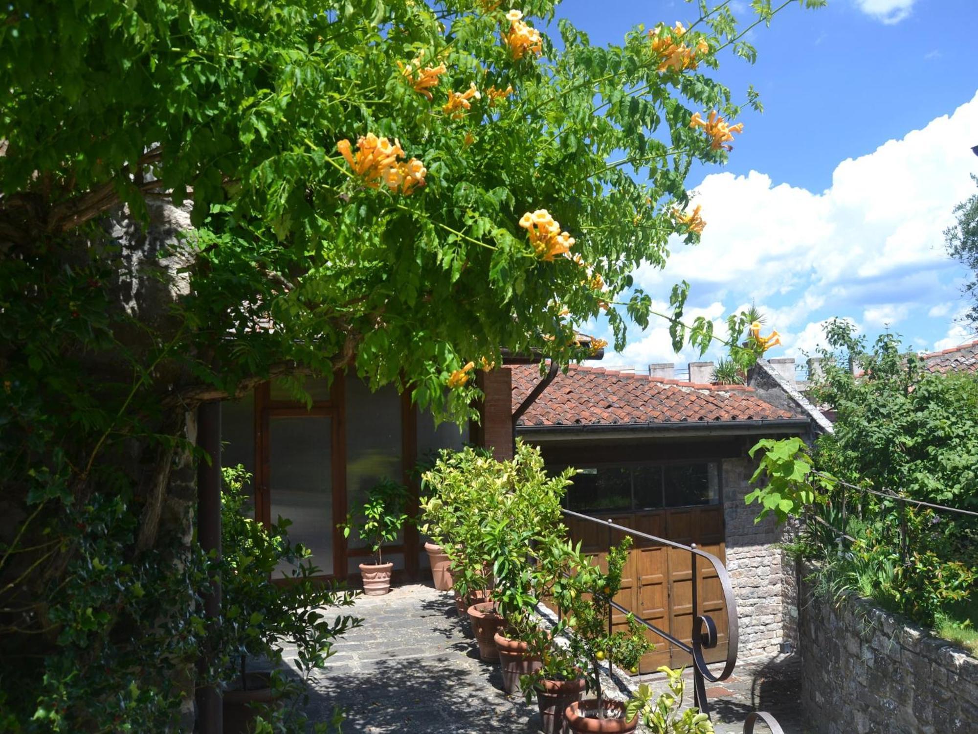 Apartment Pleasant With Swimming Pool Garden Bbq Parking Lucolena in Chianti
