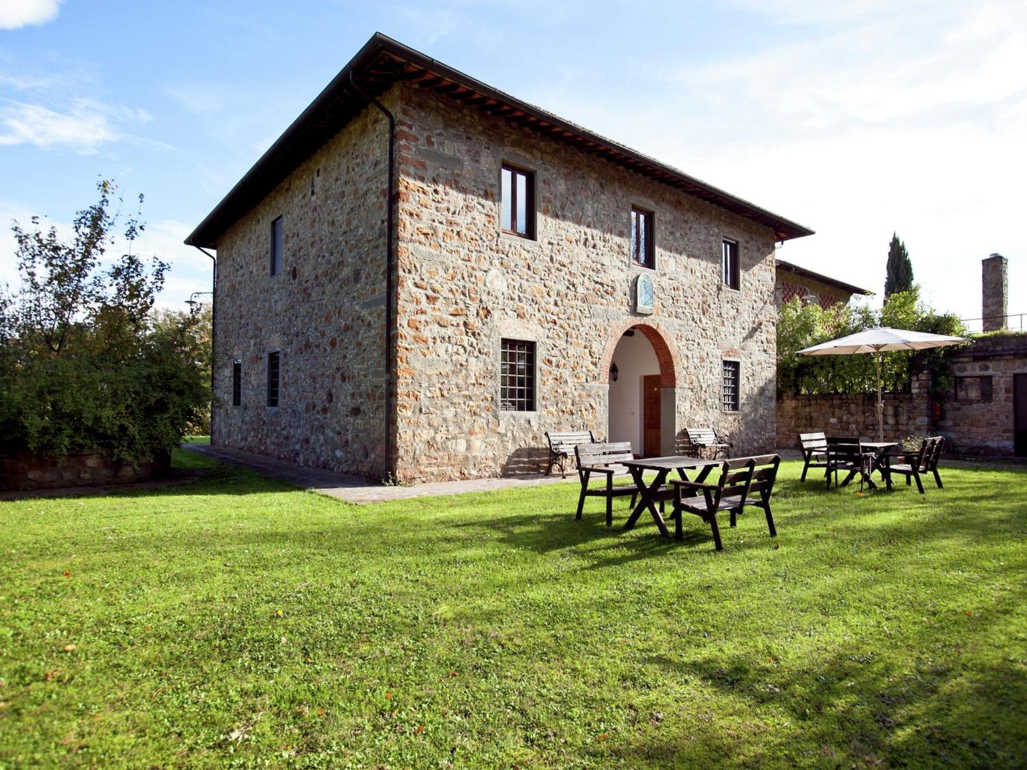 Apartment Pleasant With Swimming Pool Garden Bbq Parking Lucolena in Chianti