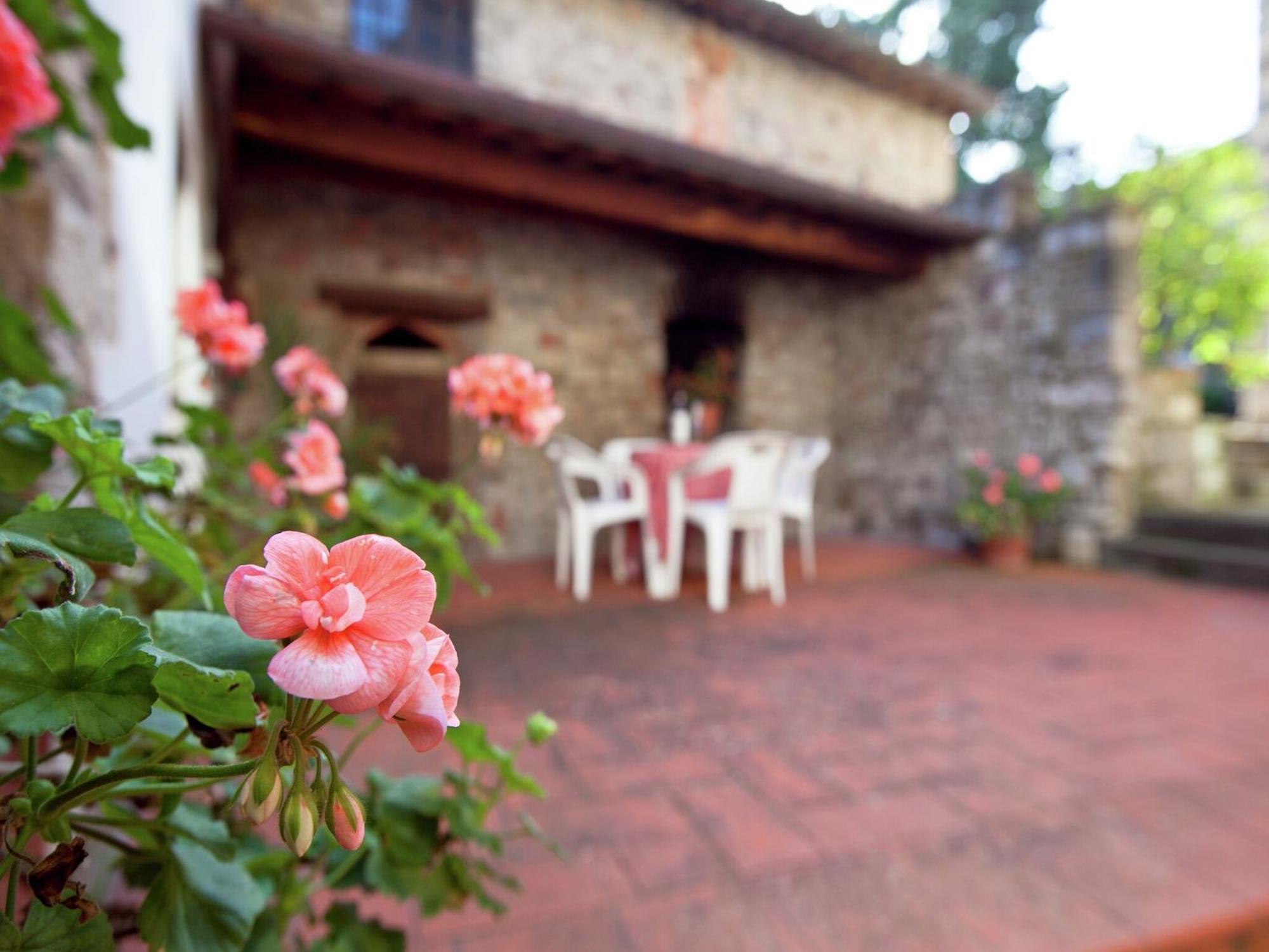 Pleasant With Swimming Pool Garden Bbq Parking Apartamento *